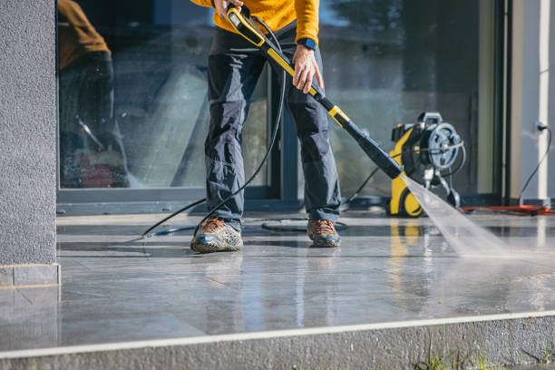 Best Residential Pressure Washing Services  in Lyndon, KS